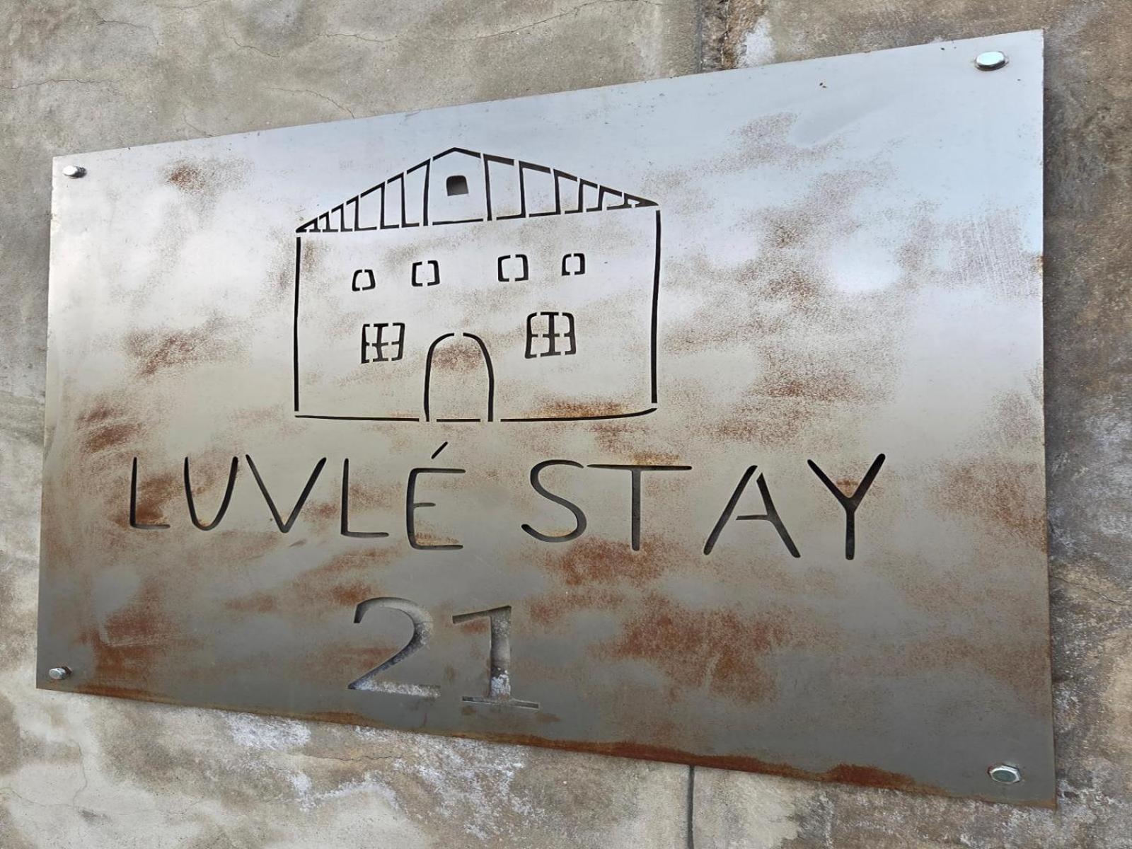 Luvle Stay Windhoek Extérieur photo